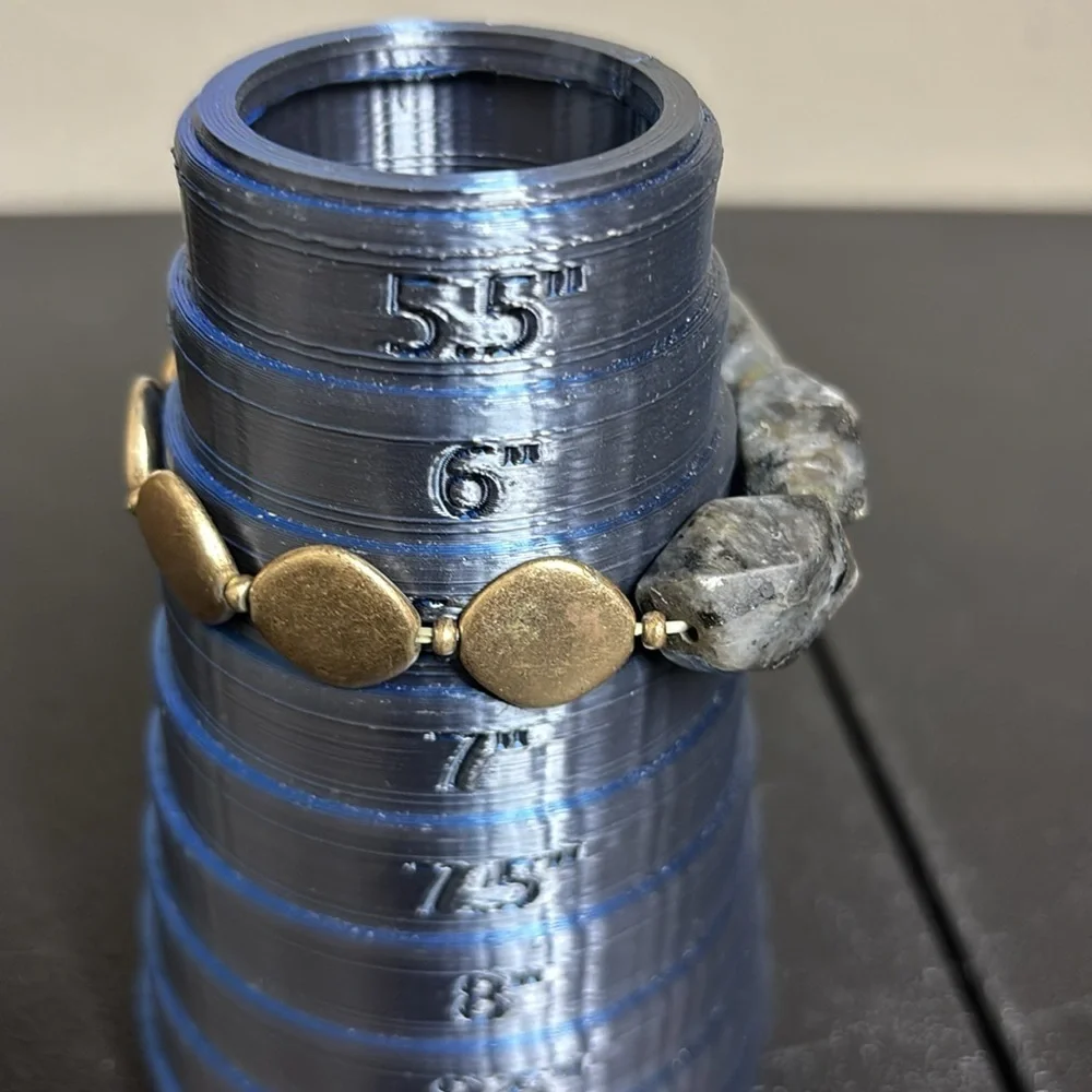 Elegant Gold and Gray Stone Sretch Bracelet